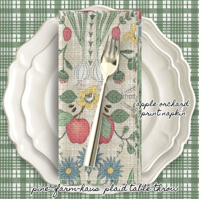 * Seasonal Printed Napkins- Set of 6, two varieties